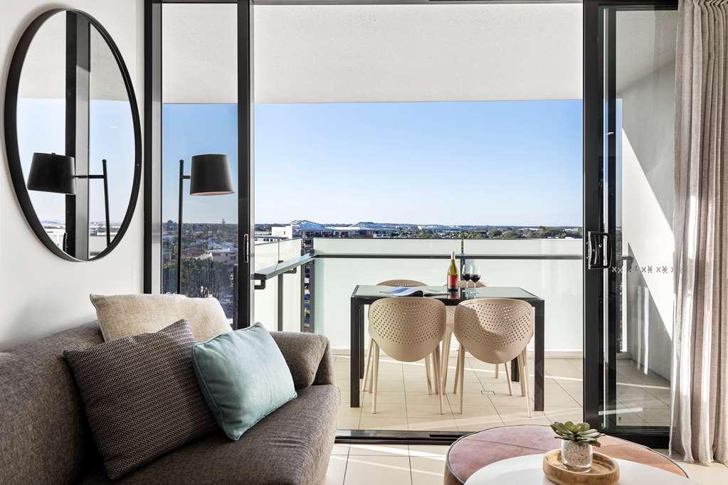 Alcyone Hotel Residences Brisbane Room photo